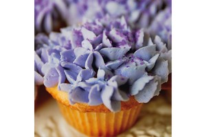 Falinaptár Cupcakes 30x30cm REALSYSTEM 6097 képes, tűzött, 7 lapos