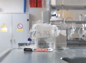Laborat&oacute;riumi marker EDDING 8014, k&uacute;pos, 1 mm, fekete