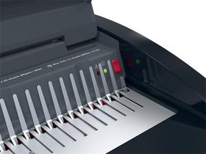 Spir&aacute;loz&oacute;g&eacute;p GBC CombBind CB25E, elektromos, 390 lap