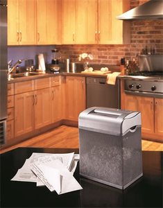 Iratmegsemmisítő FELLOWES Powershred P-30C, konfetti, 6 lap