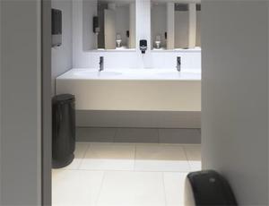 K&eacute;zt&ouml;rlő adagol&oacute;, TORK Singlefold Elevation H3, fekete,