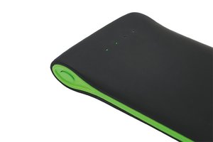 Töltő USB okostelefonokhoz, táblagépekhez LEITZ Complete fekete